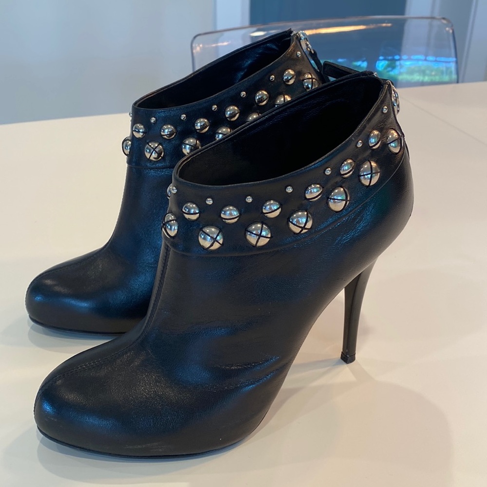 Guiseppe Zanotti ankle leather boots